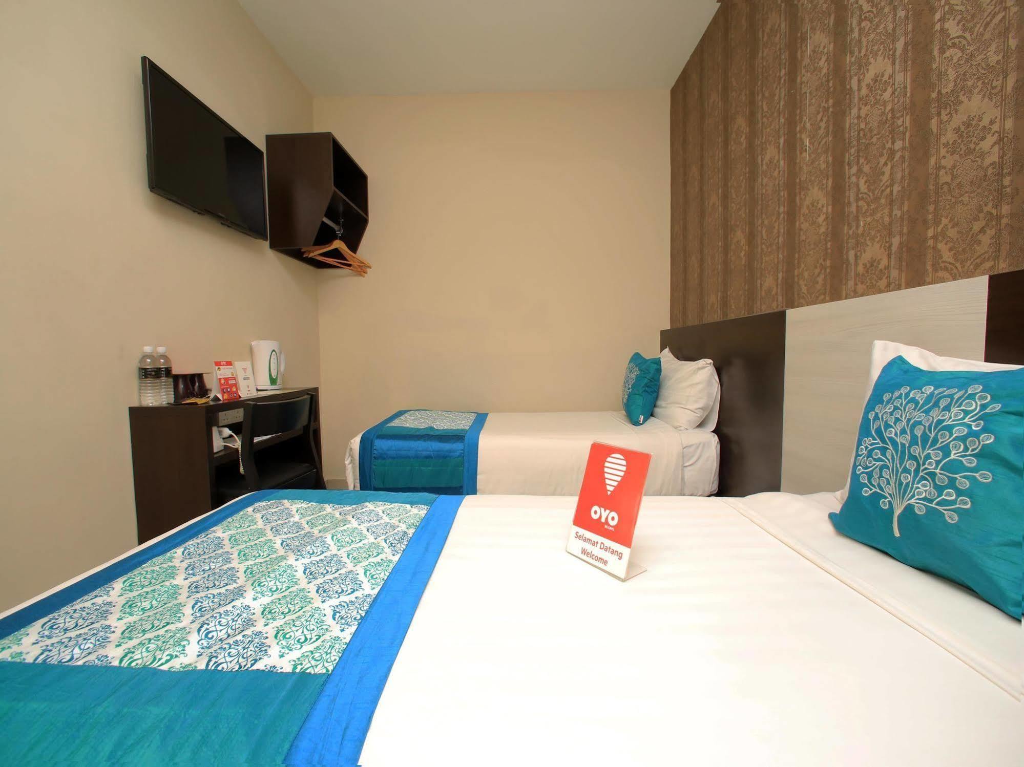 Oyo Premium Changkat Jalan Berangan Hotel Kuala Lumpur